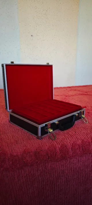 Maletín LINDNER para onzas