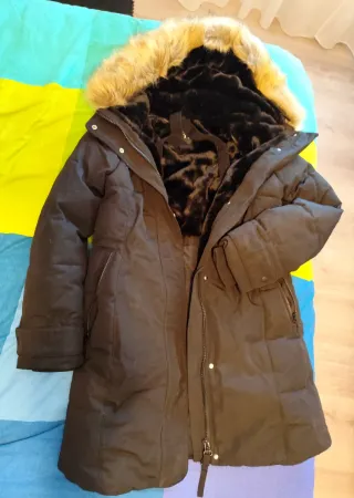 Parka Winter Zara Talla M con Capucha y Forro