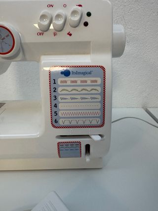 Máquina de coser ItsImagical infantil