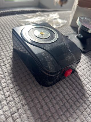 Retenedor magnético para puerta