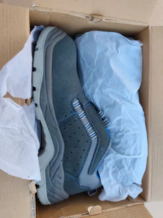 Zapatos de seguridad Anibal. Sin estrenar Talla 41