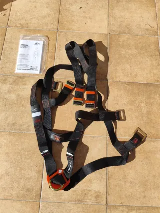 Arnés de seguridad JSP