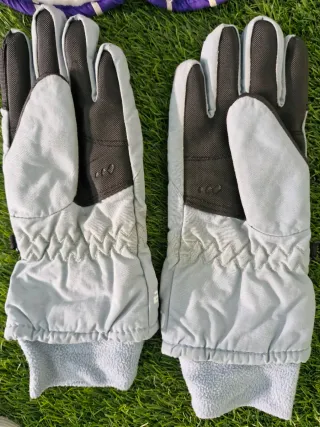 Conjunto térmico camiseta y pantalón Talla 8-10.