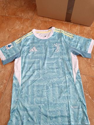 Camisetas de selecciones europeas y de Marruecos