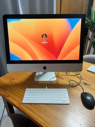 Imac Apple Plata y Blanco