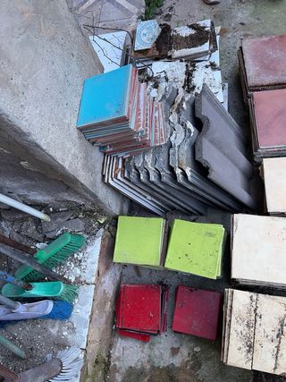 Lote de azulejos variados