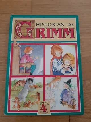 Libro con 4 cuentos de los Hermanos Grimm