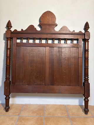 Cabezal madera antiguo cama 135