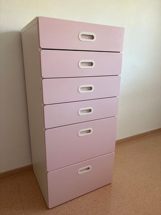 Cómoda juvenil rosa y blanca