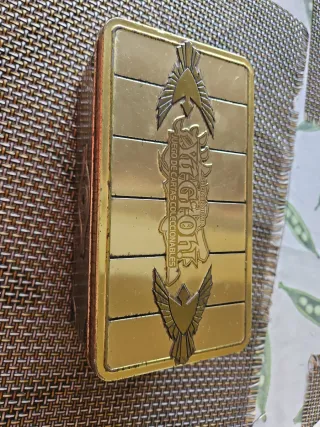 Lata Yugioh + Surtido de Cartas