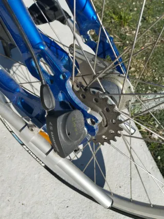 Triciclo/Bicicleta adaptada QUICKIE