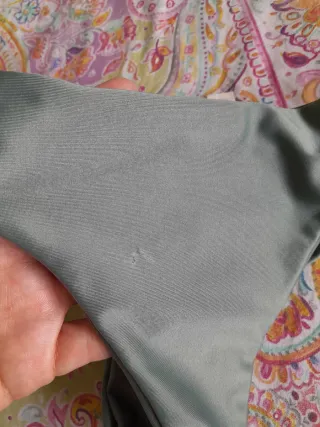 Bikini verde con tiras trenzadas