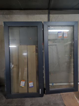 Puerta metálica doble cristal Climalit Plus