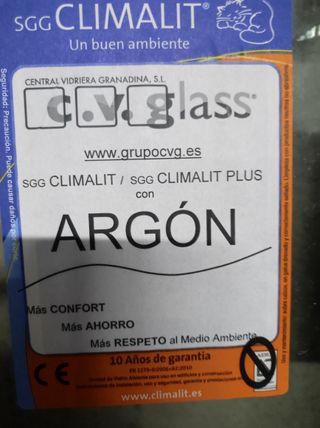 Puerta metálica doble cristal Climalit Plus