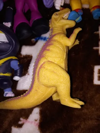 Set 5 Personaggi Giocattolo Allungabili