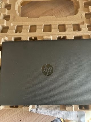 Ordenador portátil HP negro/gris