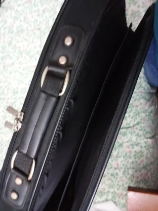 Bolsa portátil negra