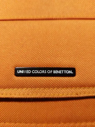Cartera United Colors of Benetton Naranja