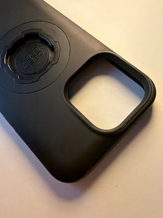 Funda Quad Lock iPhone 14 Pro Max MagSafe