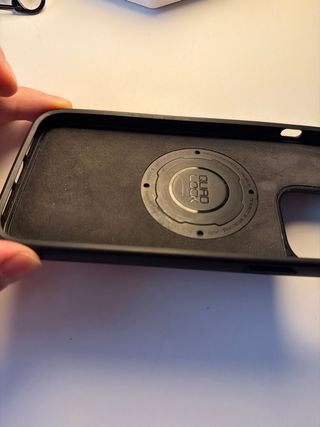 Funda Quad Lock iPhone 14 Pro Max MagSafe