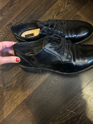 Zapatos Pull&Bear negros mujer