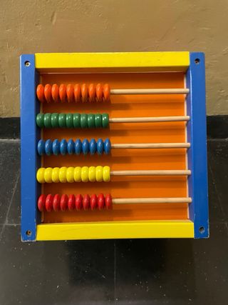 Caja de juegos infantil de madera