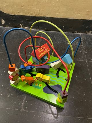 Caja de juegos infantil de madera