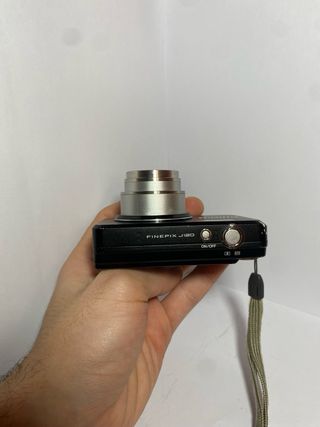 Cámara Digital Fujifilm FinePix J120