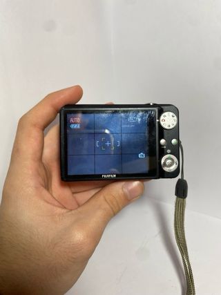 Cámara Digital Fujifilm FinePix J120