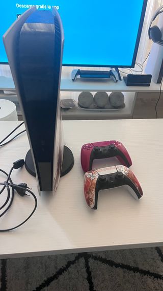 PlayStation 5 , 2 controller