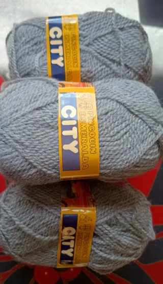 7 ovillos lana gris Pingouin Esmeralda City