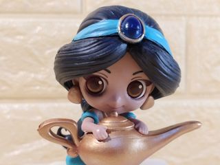 STATUETTE+FIGURA Jasmine DISNEY -- 10€/u; 18€/coppia