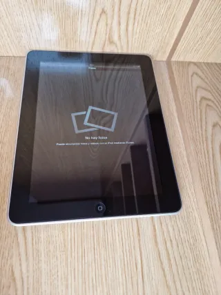 iPad 1ª Gen A1219 16GB Plata