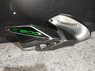 Tapa Lateral Derecha Kawasaki Z900