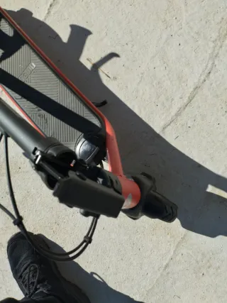 Patinete Eléctrico Pequeño Rojo