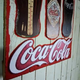 Cartello Coca-Cola Retro in Legno in Rilievo 55x43cm