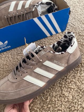 Adidas Bambas Marrón y Blanca Talla 45