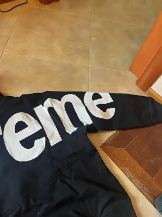 Felpa Supreme con logo grande dietro Taglia M