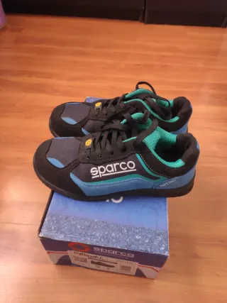 Zapatos de seguridad Sparco negros y azules