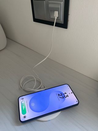 Cargador Inalámbrico HP Blanco