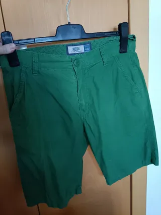 Pantalones cortos verde y rosa talla M