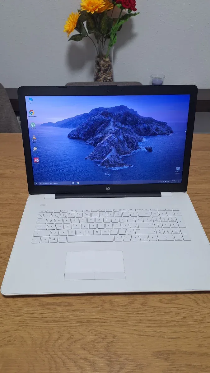 Portátil HP 17" blanco
