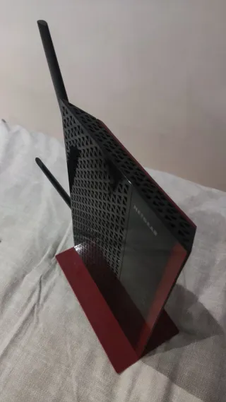 Router Netgear R6200 WiFi AC1200