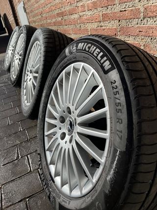 Llantas Mercedes 17 Clase V + Neumáticos