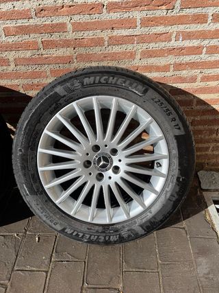 Llantas Mercedes 17 Clase V + Neumáticos