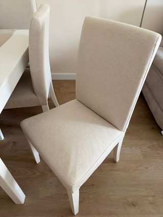 Mesa extensible salón + 6 sillas