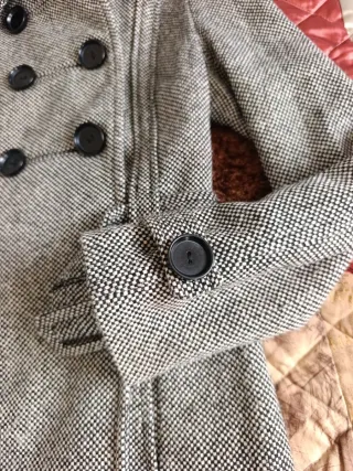 Abrigo Talla L doble abotonadura cinturón