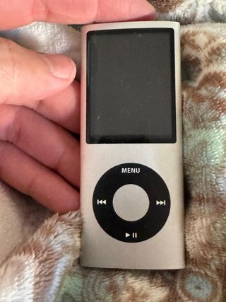 Apple iPod Nano Plata con Altavoces iLuv