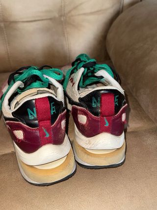 Nike Sacai Verde Rojo