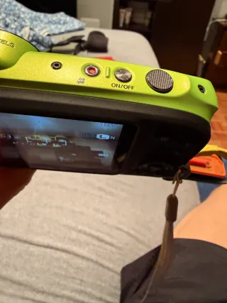 Cámara Digital Roja